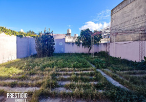 1347 Zapiola, Bahia Blanca, Buenos Aires, 8000, 2 Bedrooms Bedrooms, ,1 BathroomBathrooms,Casa,Venta,Zapiola,1839
