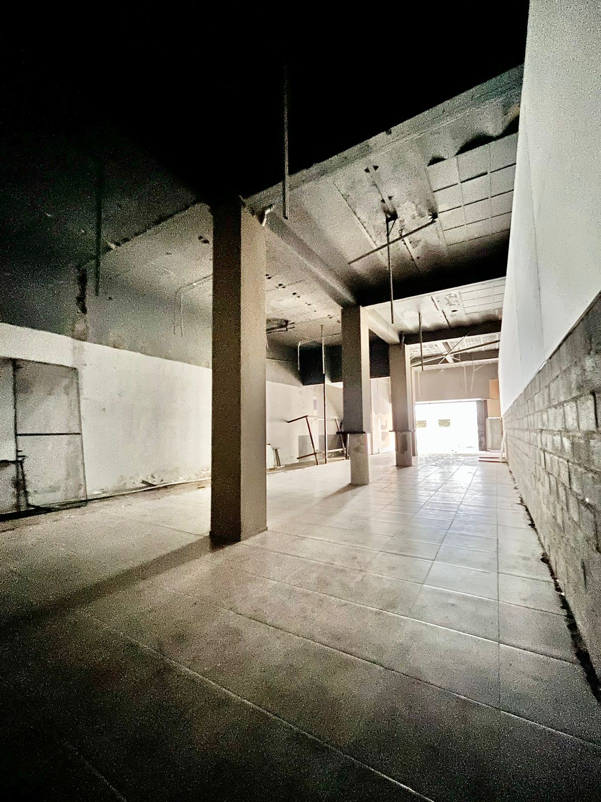 100 Chiclana, Bahía Blanca, Buenos Aires, 8000, ,Local comercial,Alquiler,Chiclana,1082