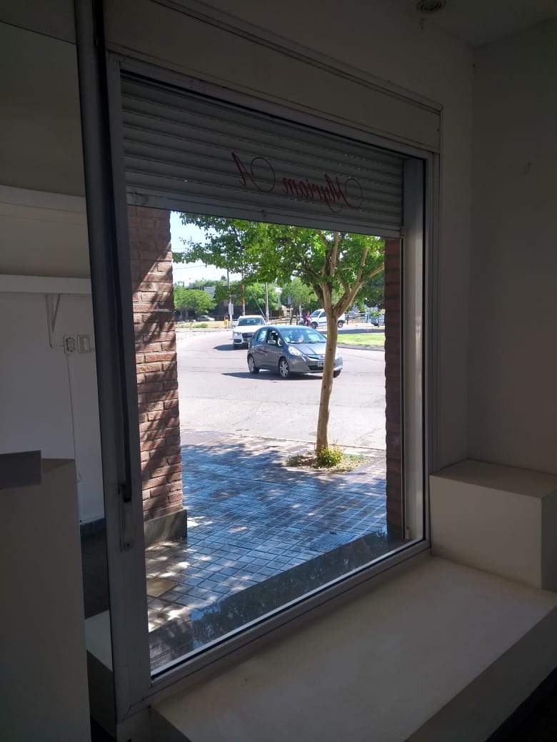 576 Urquiza, Bahia Blanca, Buenos Aires, 8000, 0 , 1 Room Rooms,0,Local comercial,Alquiler,Urquiza,0,1875