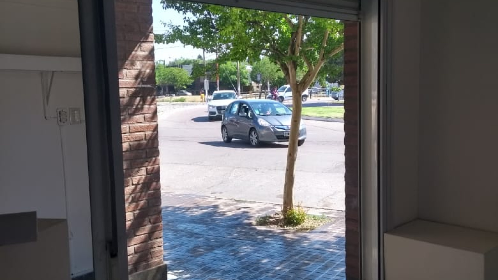 576 Urquiza, Bahia Blanca, Buenos Aires, 8000, 0 , 1 Room Rooms,0,Local comercial,Alquiler,Urquiza,0,1875