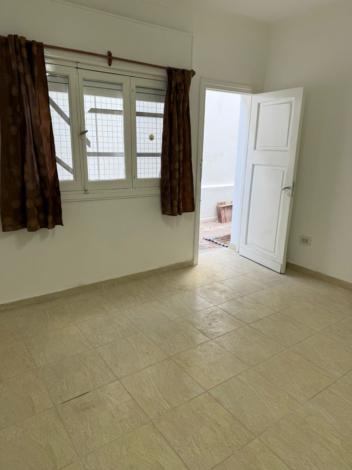 262 Soler, Bahia Blanca, Bahia Blanca, Buenos Aires, 8000, 1 Bedroom Bedrooms, 2 Rooms Rooms,1 BathroomBathrooms,Departamento,Venta,Soler,0,1886