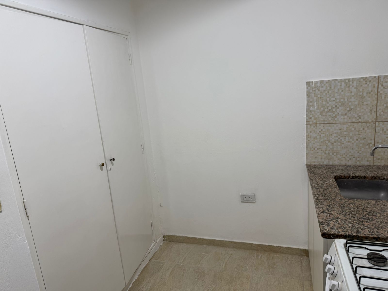 262 Soler, Bahia Blanca, Bahia Blanca, Buenos Aires, 8000, 1 Bedroom Bedrooms, 2 Rooms Rooms,1 BathroomBathrooms,Departamento,Venta,Soler,0,1886