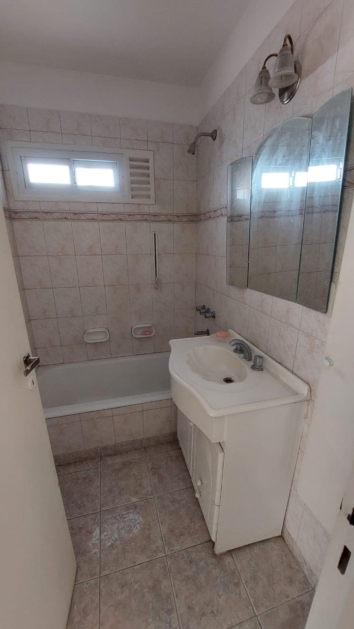 29 O'higgins, Bahia Blanca, Buenos Aires, 8000, 3 Bedrooms Bedrooms, 0 ,2 BathroomsBathrooms,Departamento,Alquiler,O'higgins,4,1887