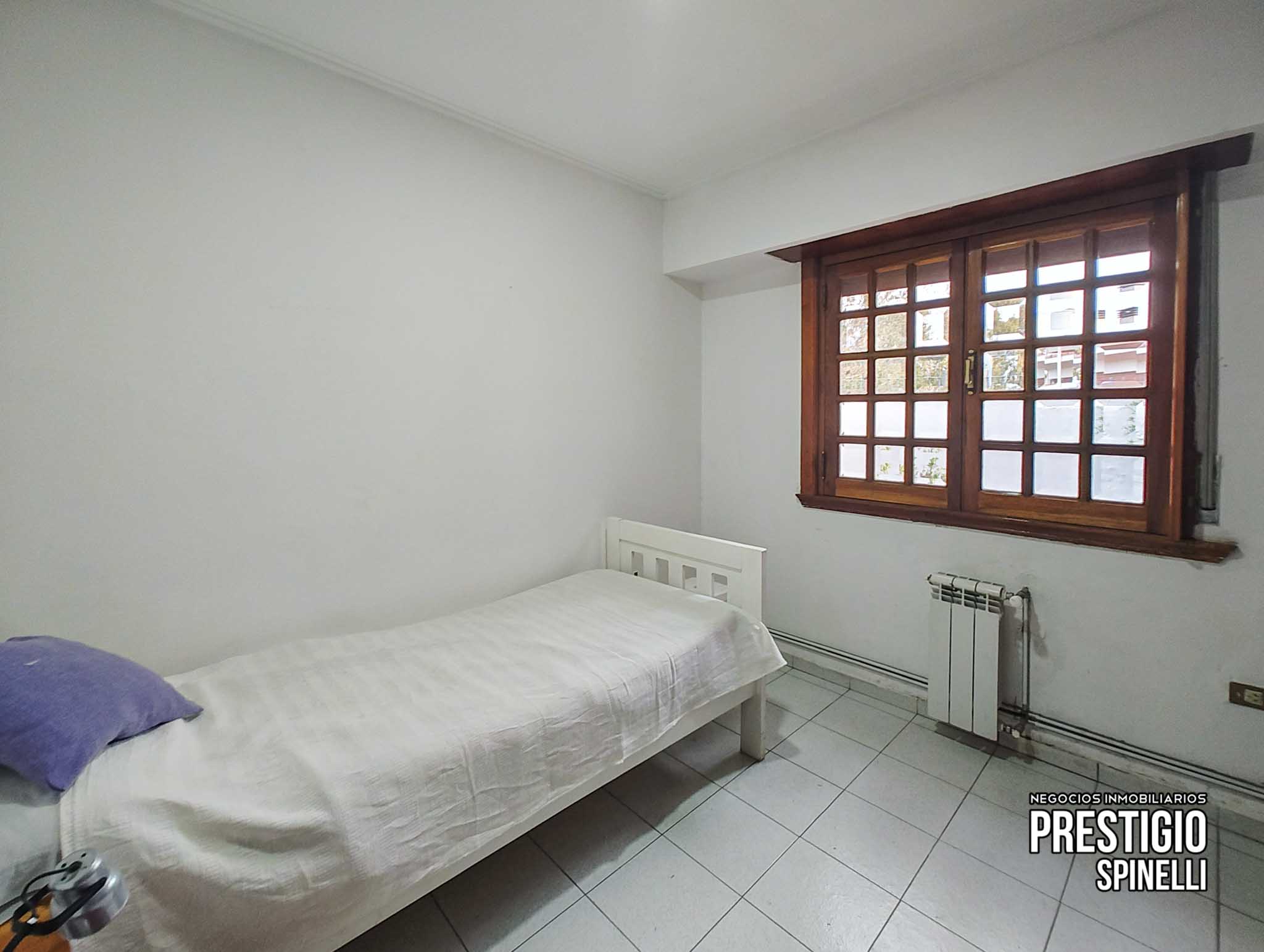 325 Las Lomas, Bahia Blanca, Buenos Aires, 8000, 4 Bedrooms Bedrooms, 0 ,2 BathroomsBathrooms,Casa,Venta,Las Lomas,0,1894