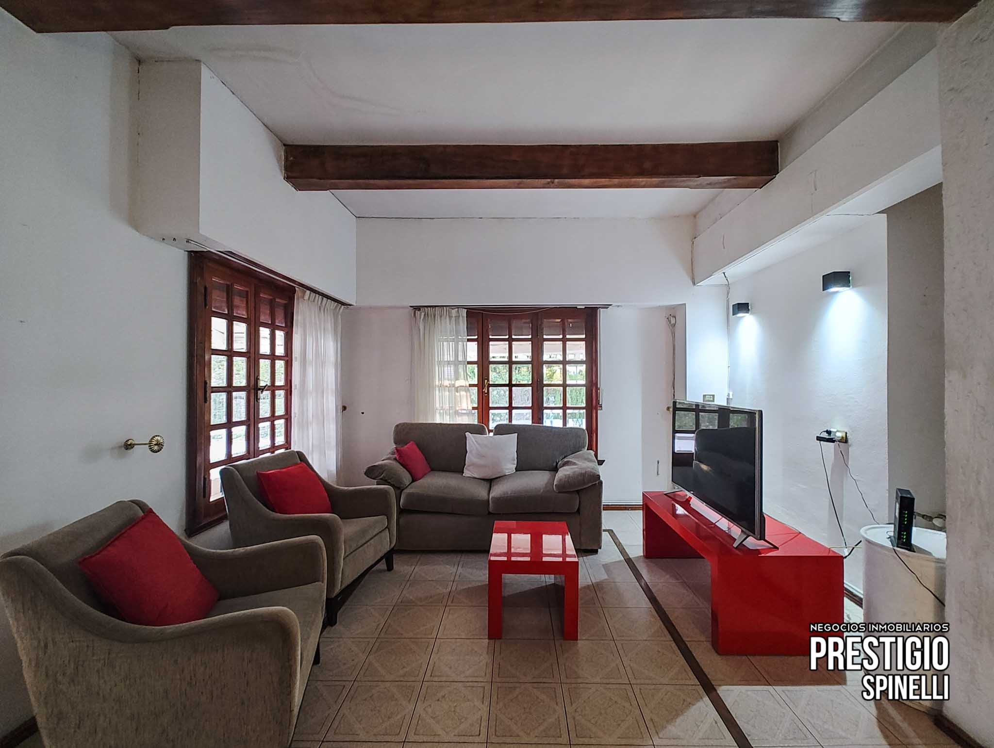 325 Las Lomas, Bahia Blanca, Buenos Aires, 8000, 4 Bedrooms Bedrooms, 0 ,2 BathroomsBathrooms,Casa,Venta,Las Lomas,0,1894