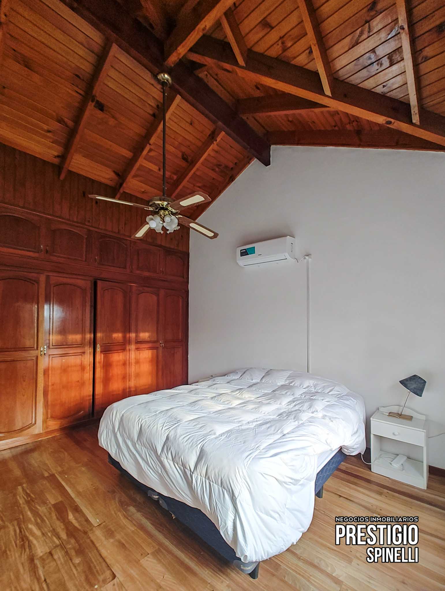 325 Las Lomas, Bahia Blanca, Buenos Aires, 8000, 4 Bedrooms Bedrooms, 0 ,2 BathroomsBathrooms,Casa,Venta,Las Lomas,0,1894