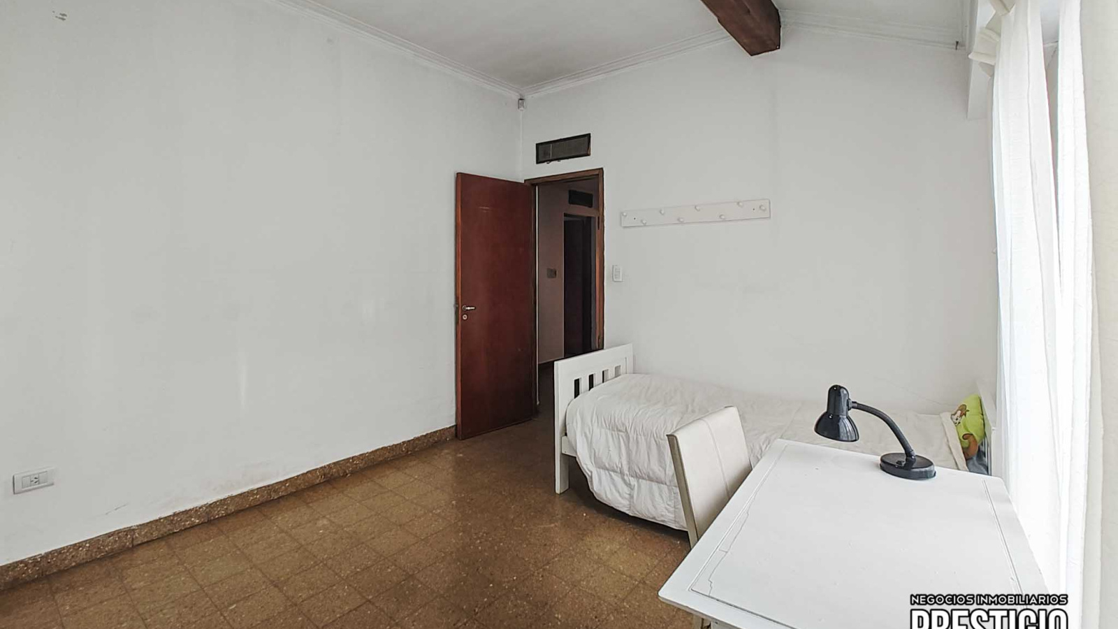 325 Las Lomas, Bahia Blanca, Buenos Aires, 8000, 4 Bedrooms Bedrooms, 0 ,2 BathroomsBathrooms,Casa,Venta,Las Lomas,0,1894