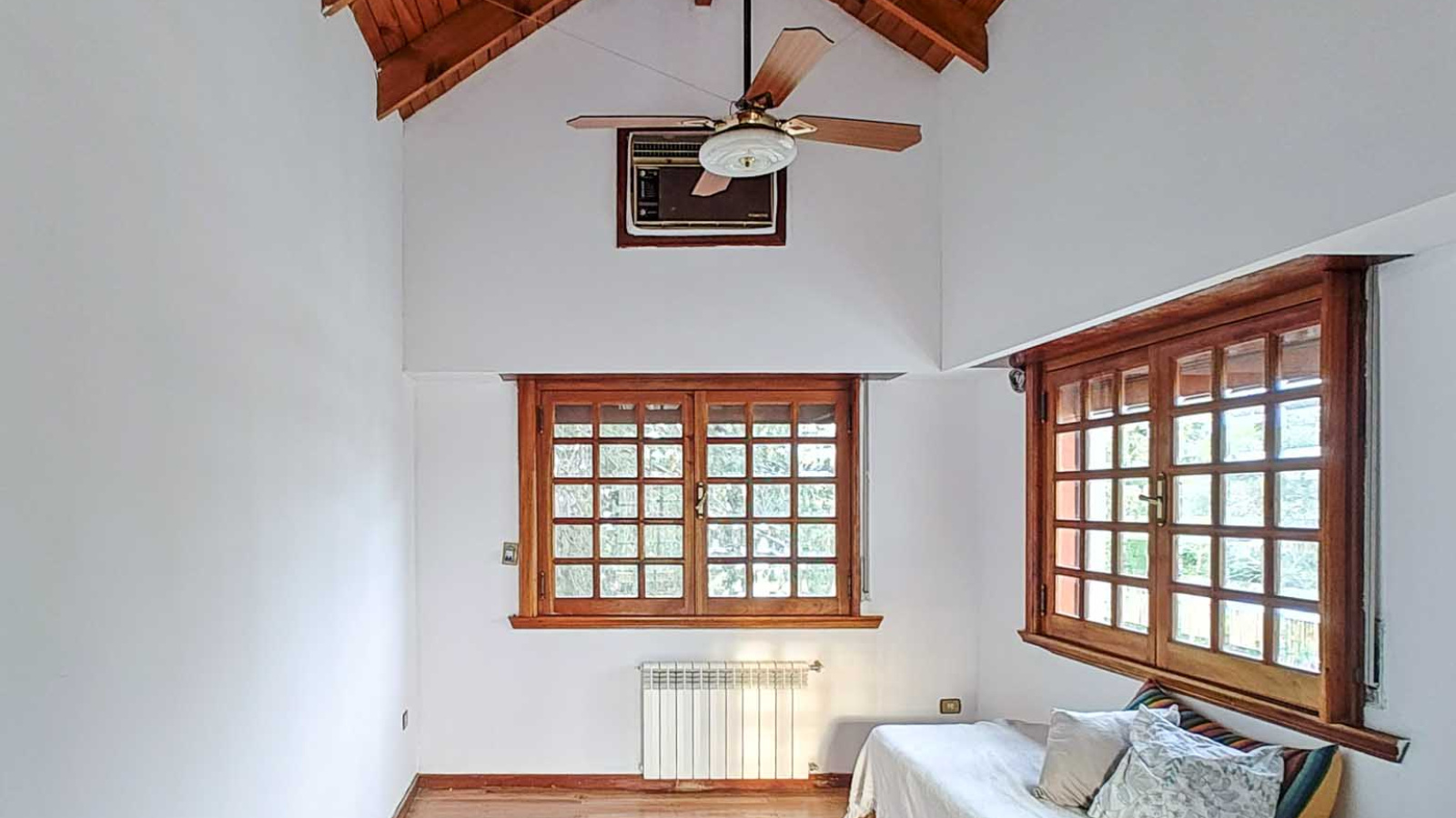 325 Las Lomas, Bahia Blanca, Buenos Aires, 8000, 4 Bedrooms Bedrooms, 0 ,2 BathroomsBathrooms,Casa,Venta,Las Lomas,0,1894