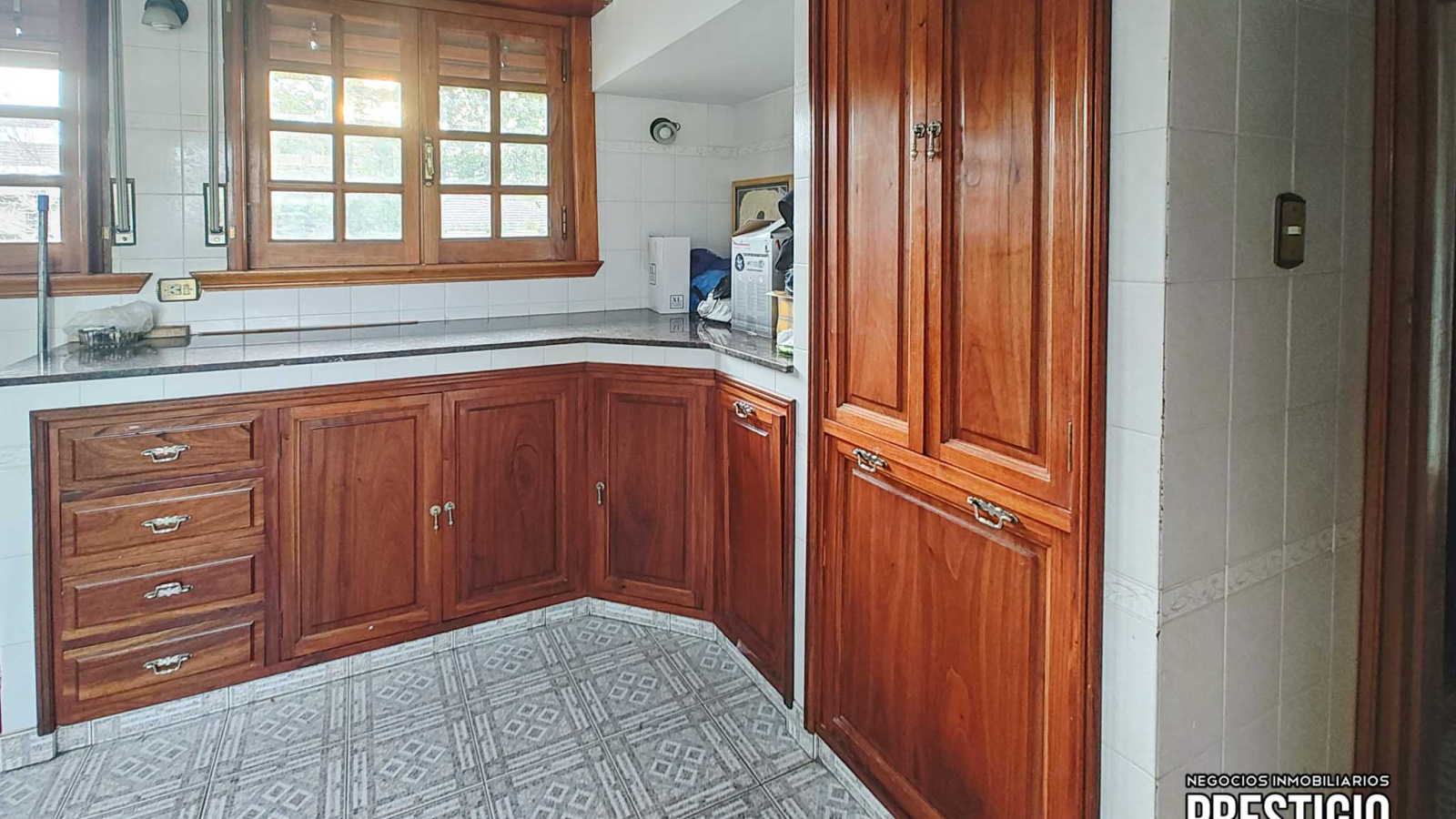 325 Las Lomas, Bahia Blanca, Buenos Aires, 8000, 4 Bedrooms Bedrooms, 0 ,2 BathroomsBathrooms,Casa,Venta,Las Lomas,0,1894