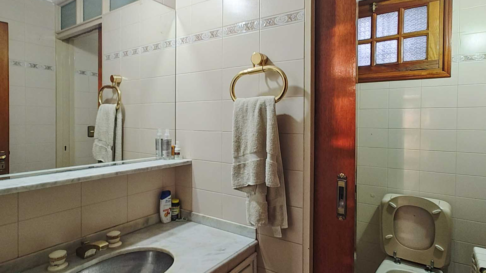 325 Las Lomas, Bahia Blanca, Buenos Aires, 8000, 4 Bedrooms Bedrooms, 0 ,2 BathroomsBathrooms,Casa,Venta,Las Lomas,0,1894