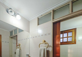 325 Las Lomas, Bahia Blanca, Buenos Aires, 8000, 4 Bedrooms Bedrooms, 0 ,2 BathroomsBathrooms,Casa,Venta,Las Lomas,0,1894