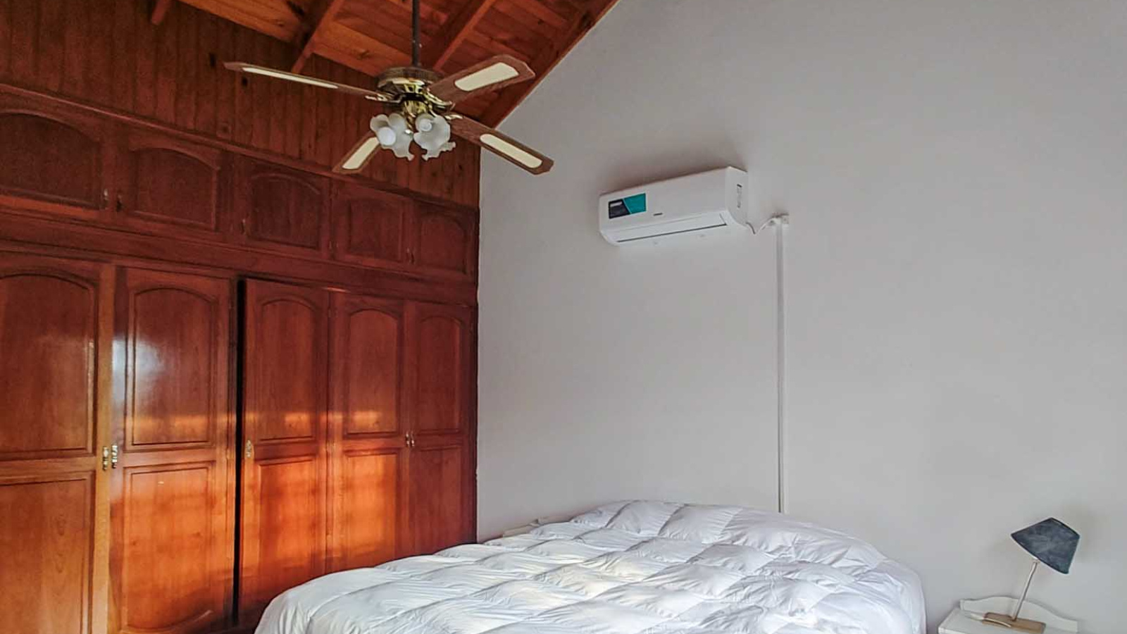 325 Las Lomas, Bahia Blanca, Buenos Aires, 8000, 4 Bedrooms Bedrooms, 0 ,2 BathroomsBathrooms,Casa,Venta,Las Lomas,0,1894