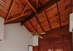 325 Las Lomas, Bahia Blanca, Buenos Aires, 8000, 4 Bedrooms Bedrooms, 0 ,2 BathroomsBathrooms,Casa,Venta,Las Lomas,0,1894