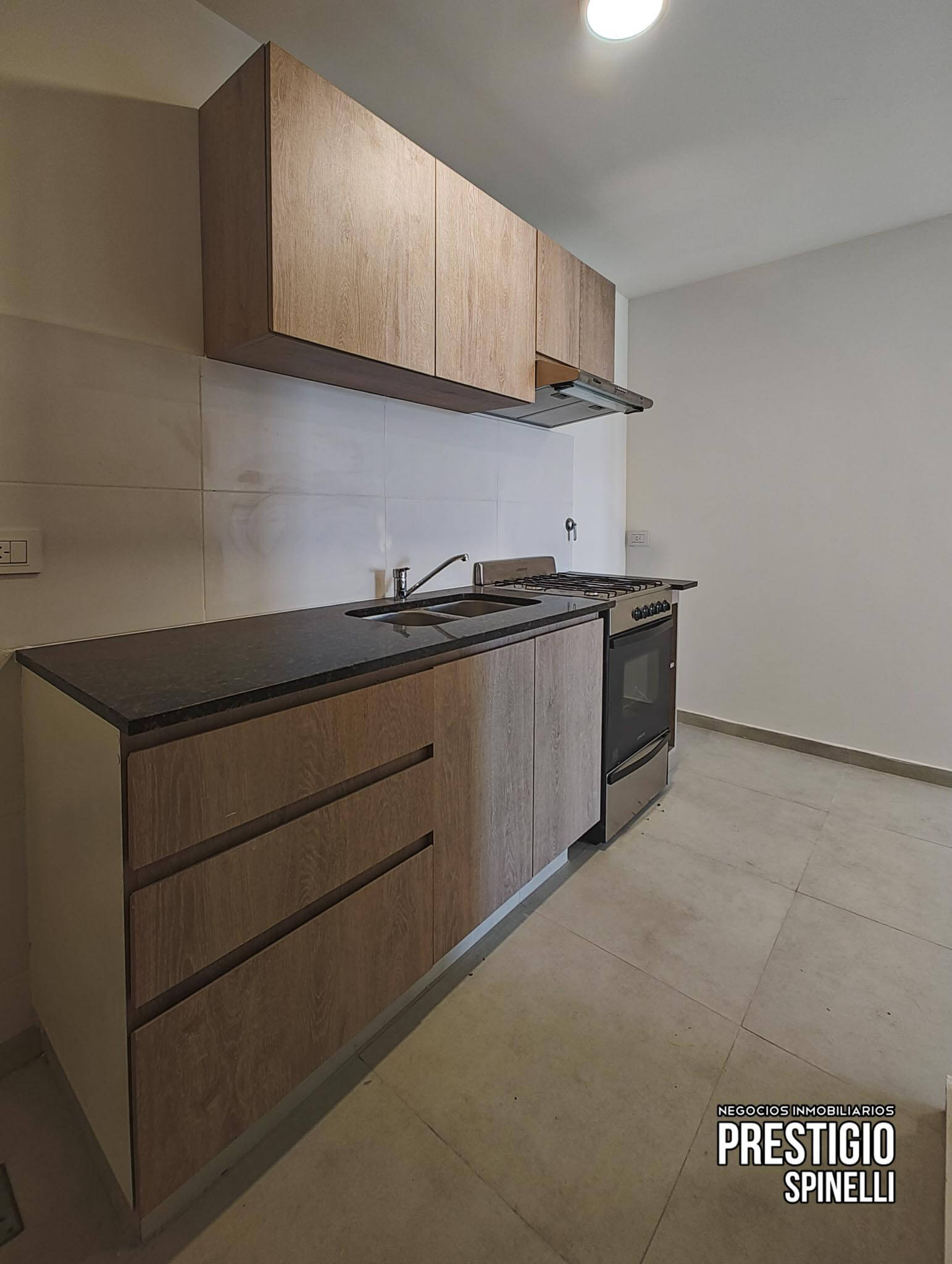 837 Güemes, Bahía Blanca, Buenos Aires, 8000, 1 Bedroom Bedrooms, 0 ,1 BathroomBathrooms,Departamento,Alquiler,Güemes ,0,1896