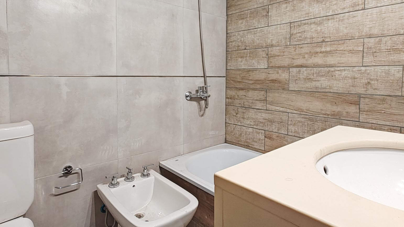 837 Güemes, Bahía Blanca, Buenos Aires, 8000, 1 Bedroom Bedrooms, 0 ,1 BathroomBathrooms,Departamento,Alquiler,Güemes ,0,1896