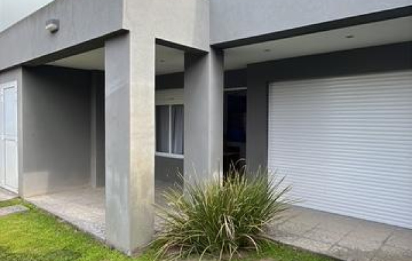 318 Los Chingolos, Monte Hermoso, Buenos Aires, 3 Bedrooms Bedrooms, 0 ,2 BathroomsBathrooms,Casa,Venta,Los Chingolos,0,1899