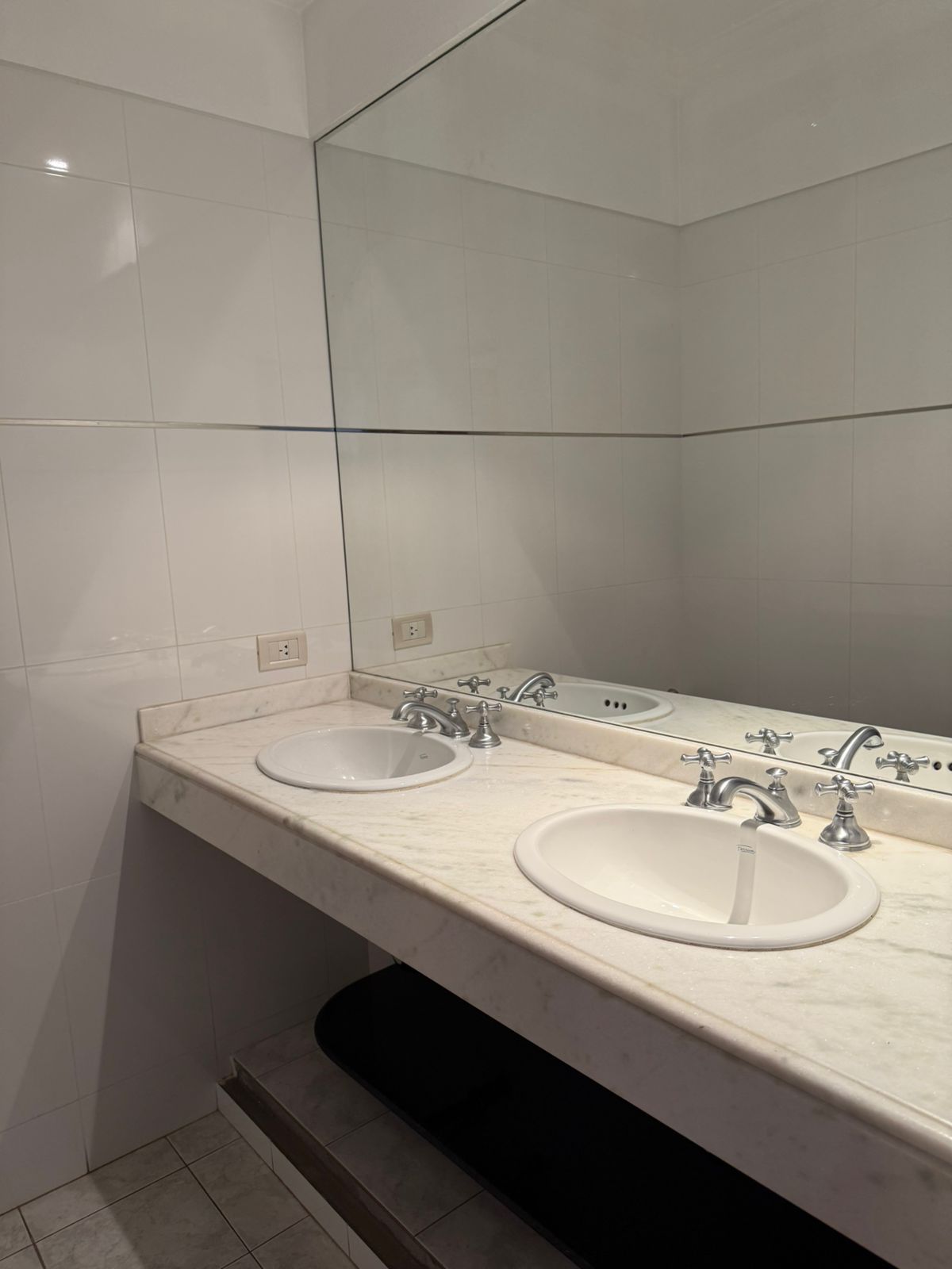 588 Gregorio de la Ferrere, Bahia Blanca, Buenos Aires, 3 Bedrooms Bedrooms, 0 ,3 BathroomsBathrooms,Casa,Venta,Gregorio de la Ferrere,0,1909