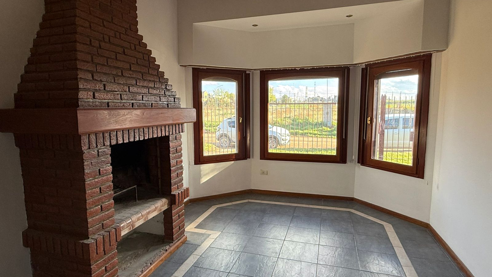 588 Gregorio de la Ferrere, Bahia Blanca, Buenos Aires, 3 Bedrooms Bedrooms, 0 ,3 BathroomsBathrooms,Casa,Venta,Gregorio de la Ferrere,0,1909