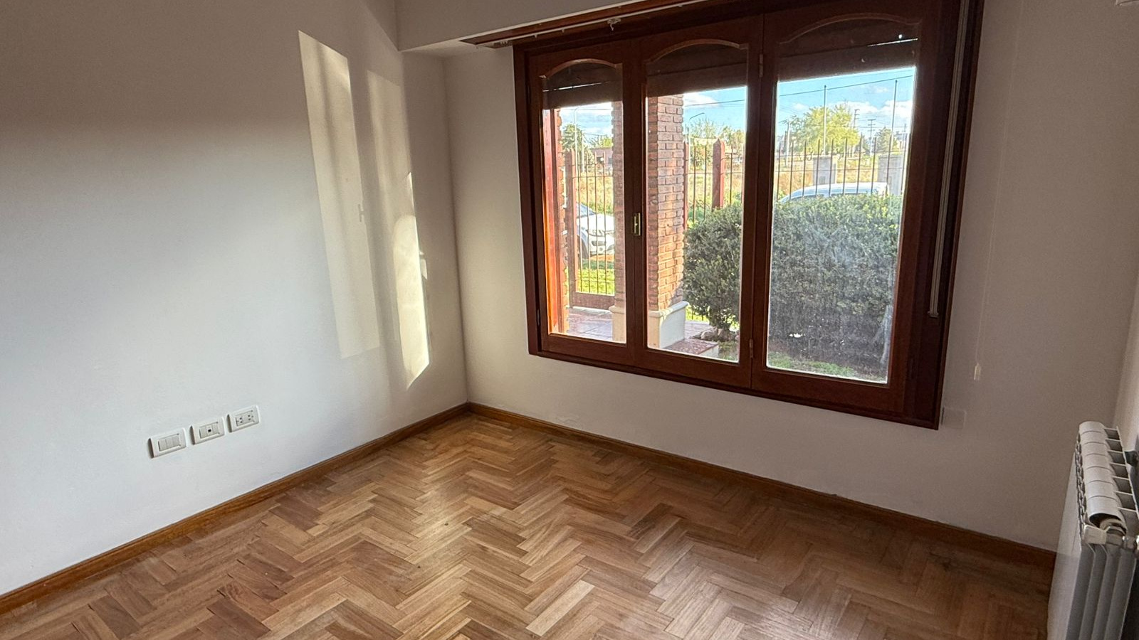 588 Gregorio de la Ferrere, Bahia Blanca, Buenos Aires, 3 Bedrooms Bedrooms, 0 ,3 BathroomsBathrooms,Casa,Venta,Gregorio de la Ferrere,0,1909