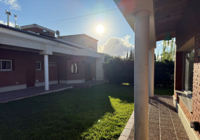588 Gregorio de la Ferrere, Bahia Blanca, Buenos Aires, 3 Bedrooms Bedrooms, 0 ,3 BathroomsBathrooms,Casa,Venta,Gregorio de la Ferrere,0,1909