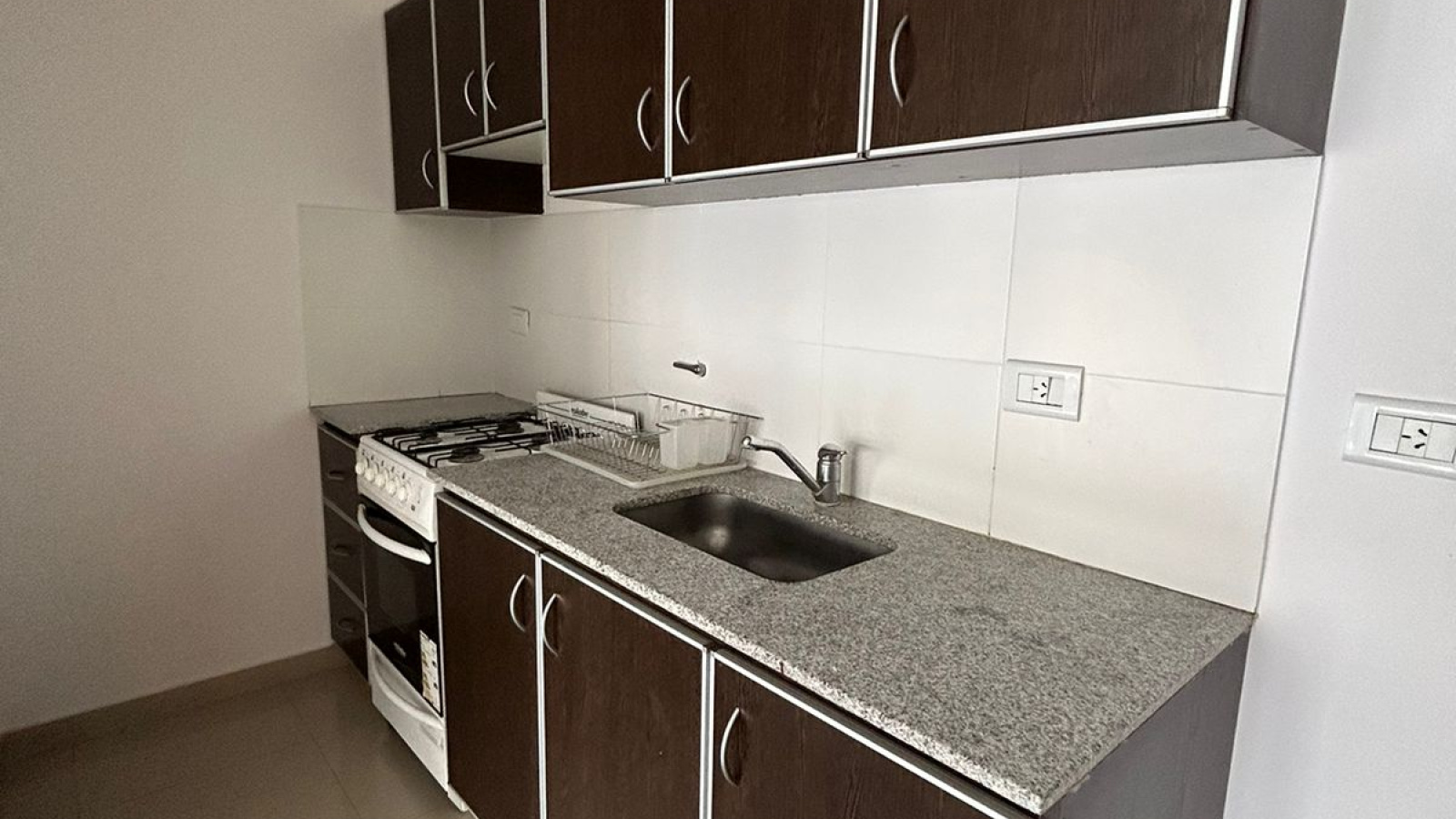 338 Corrientes, Bahia Blanca, Buenos Aires, 8000, 1 Bedroom Bedrooms, 2 Rooms Rooms,1 BathroomBathrooms,Departamento,Venta,Corrientes,2,1927