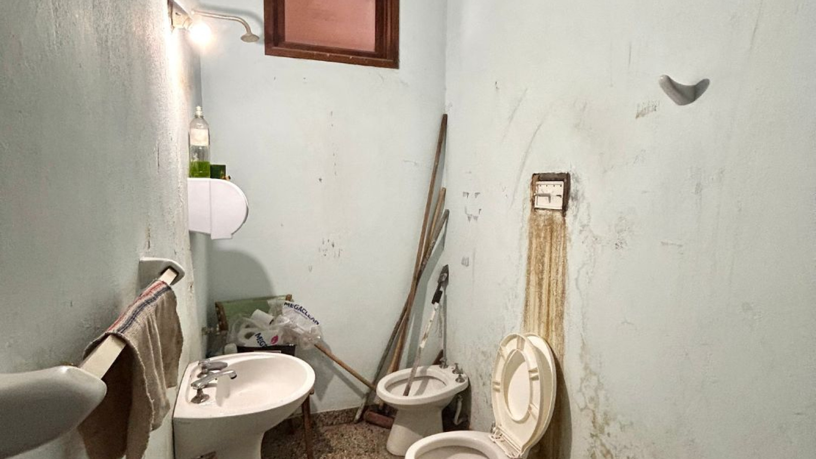 442 Tierra del Fuego, Bahia Blanca, Buenos Aires, 8000, 0 , 0 ,0,Galpon/Deposito,Venta,Tierra del Fuego,0,1928