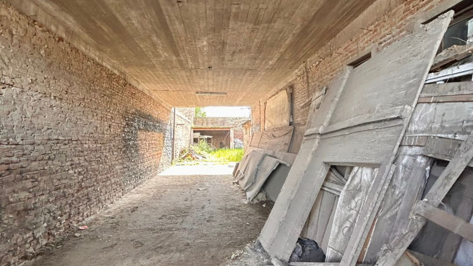 442 Tierra del Fuego, Bahia Blanca, Buenos Aires, 8000, 0 , 0 ,0,Galpon/Deposito,Venta,Tierra del Fuego,0,1928