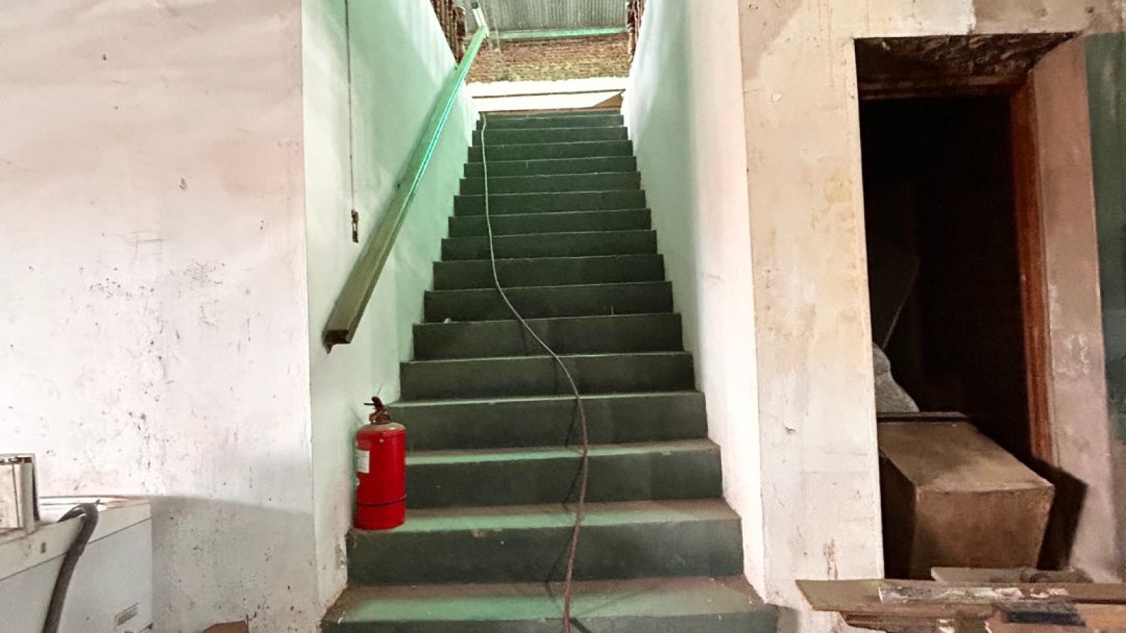 442 Tierra del Fuego, Bahia Blanca, Buenos Aires, 8000, 0 , 0 ,0,Galpon/Deposito,Venta,Tierra del Fuego,0,1928