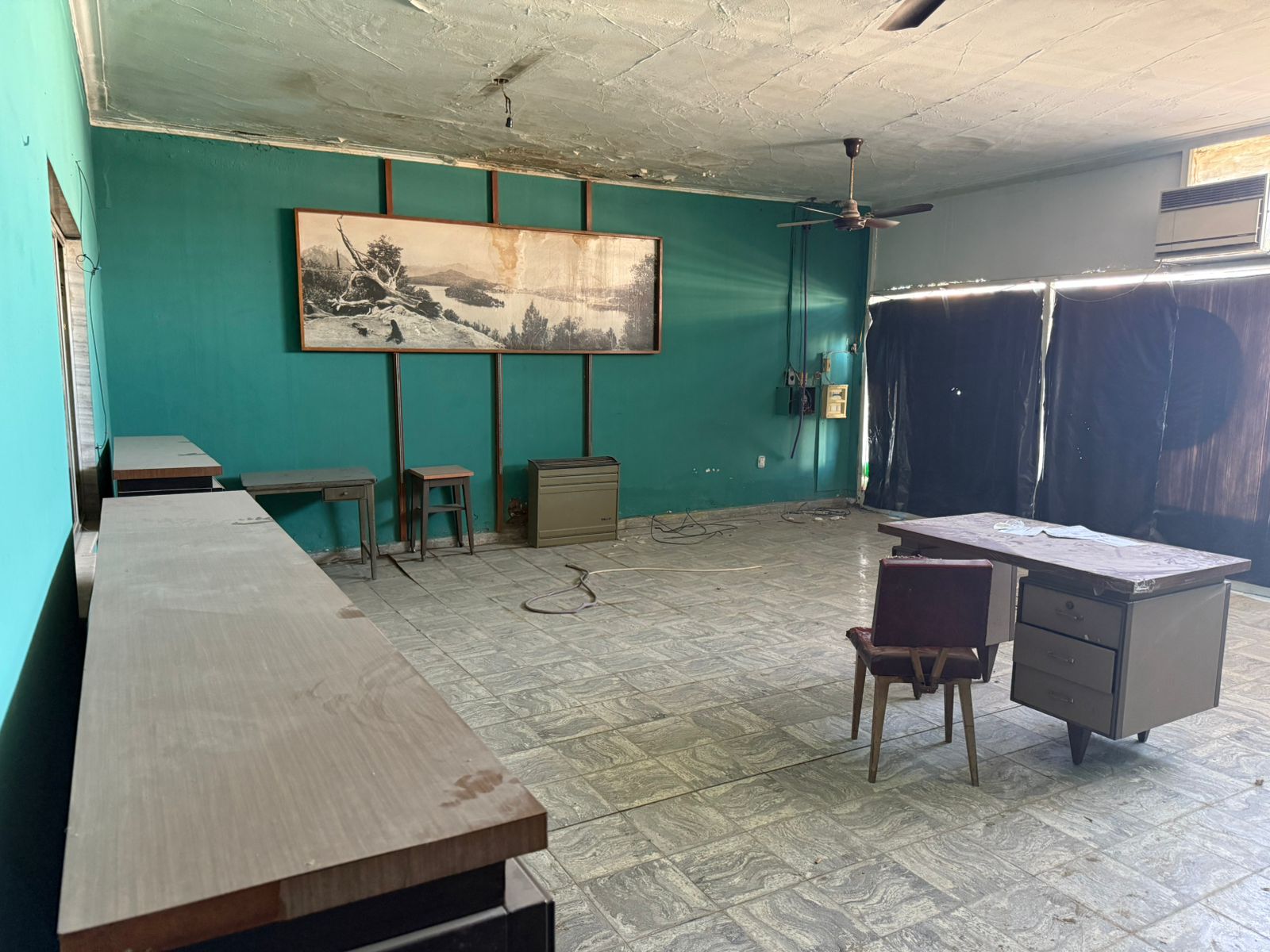 794 Brandsen, Bahia Blanca, Bahia Blanca, Buenos Aires, 8000, 0 , 2 Rooms Rooms,1 BathroomBathrooms,Local comercial,Alquiler,Brandsen,0,1930