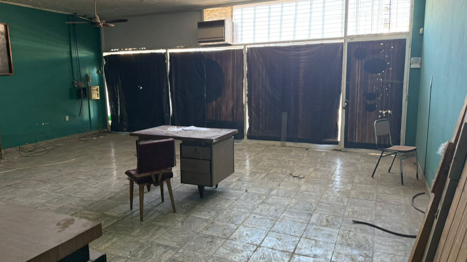 794 Brandsen, Bahia Blanca, Bahia Blanca, Buenos Aires, 8000, 0 , 2 Rooms Rooms,1 BathroomBathrooms,Local comercial,Alquiler,Brandsen,0,1930