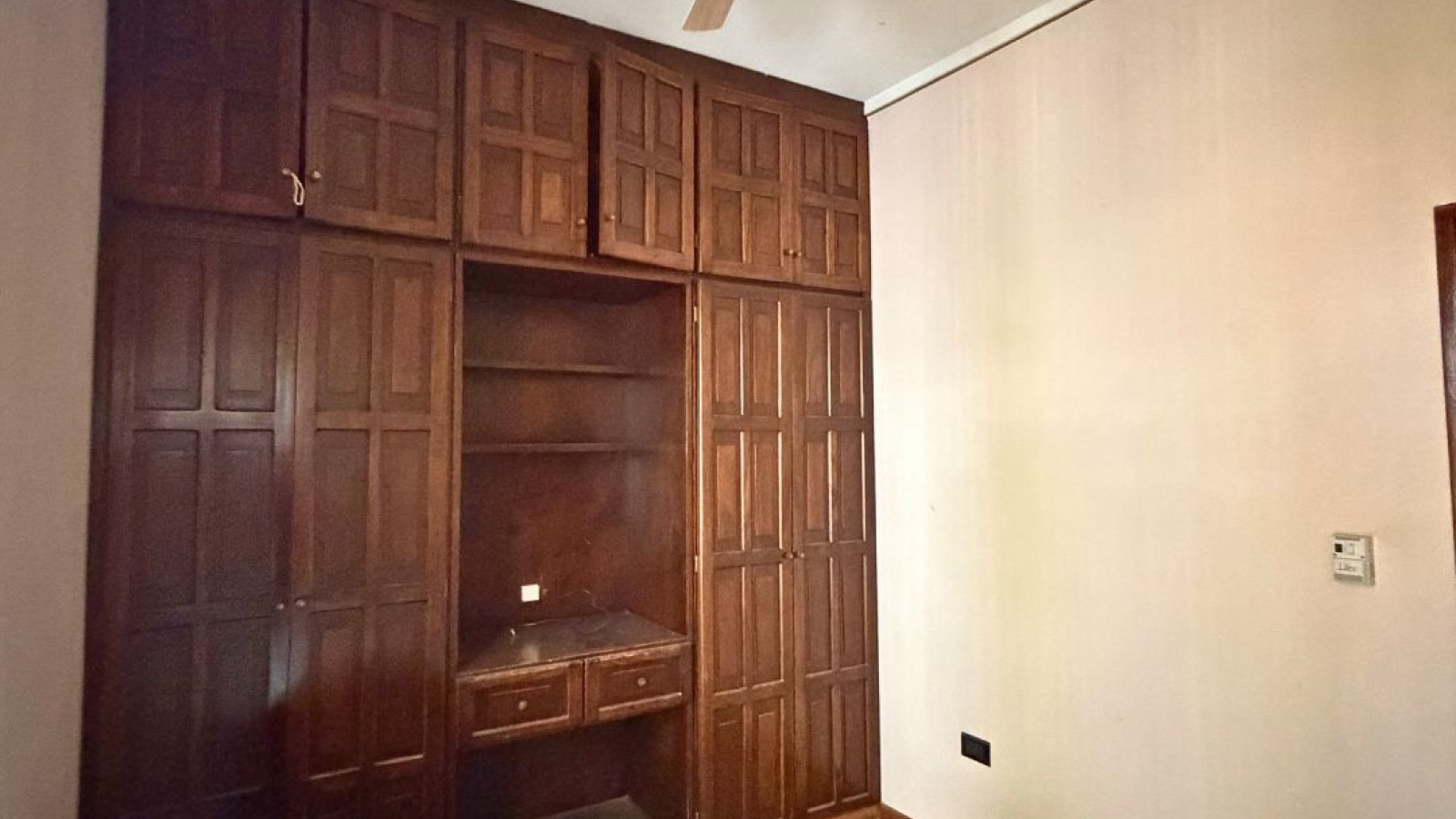 881 Reconquista, Bahia Blanca, Buenos Aires, 8000, 4 Bedrooms Bedrooms, 0 ,4 BathroomsBathrooms,Casa,Venta,Reconquista,0,1945
