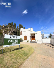 881 Reconquista, Bahia Blanca, Buenos Aires, 8000, 4 Bedrooms Bedrooms, 0 ,4 BathroomsBathrooms,Casa,Venta,Reconquista,0,1945