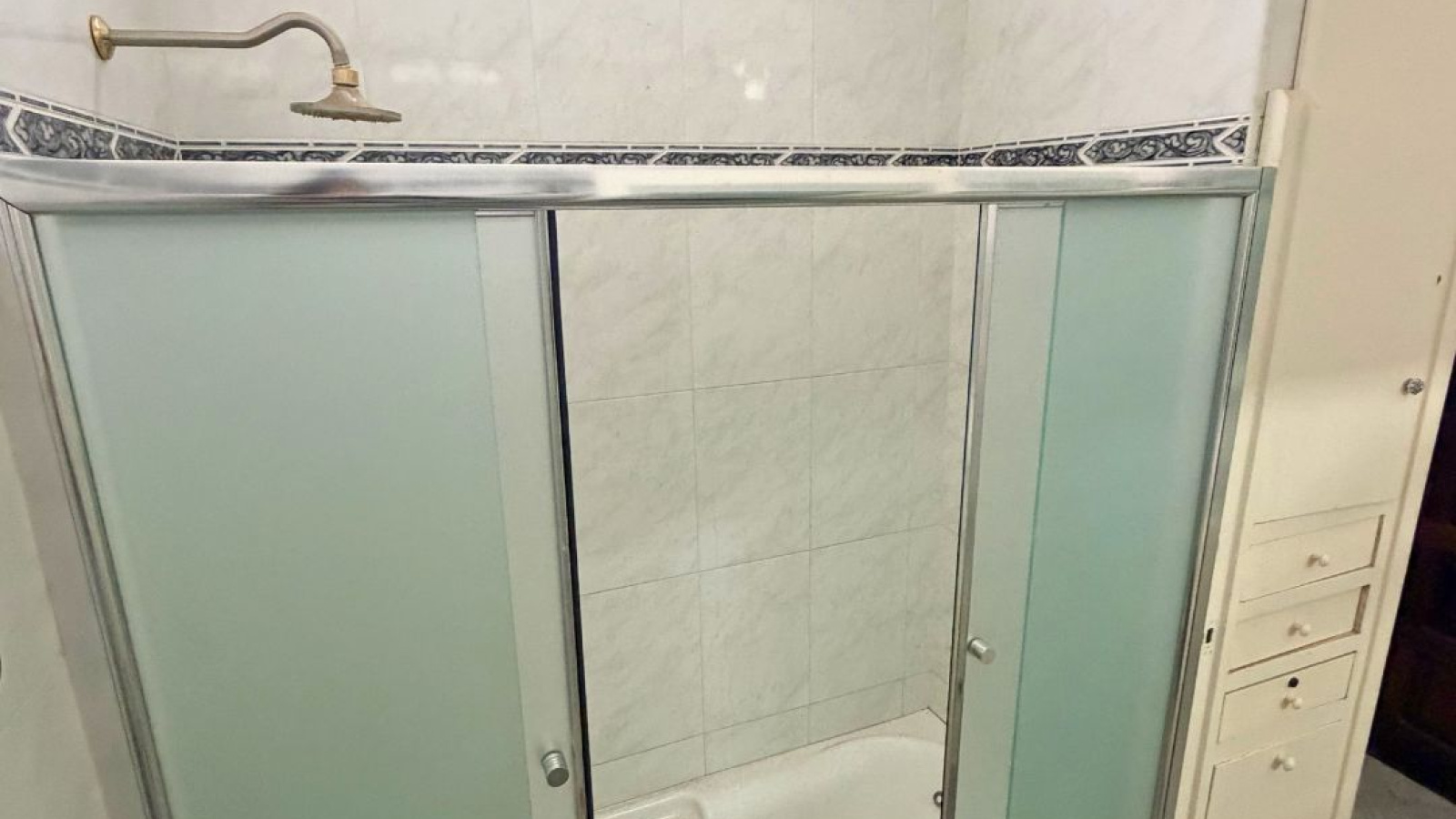 881 Reconquista, Bahia Blanca, Buenos Aires, 8000, 4 Bedrooms Bedrooms, 0 ,4 BathroomsBathrooms,Casa,Venta,Reconquista,0,1945