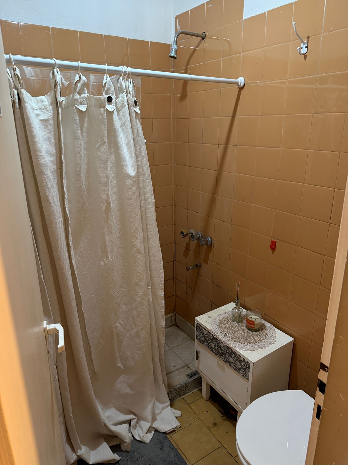 634 Castelli, Bahia Blanca, Buenos Aires, 8000, 2 Bedrooms Bedrooms, 0 ,1 BathroomBathrooms,Departamento,Venta,Castelli,2,1948