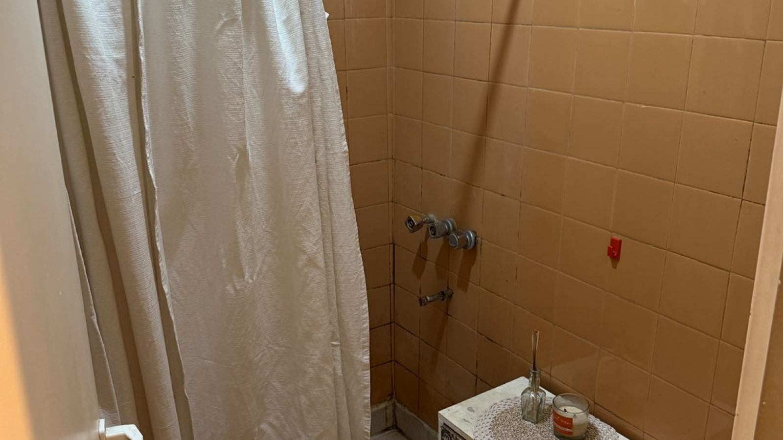 634 Castelli, Bahia Blanca, Buenos Aires, 8000, 2 Bedrooms Bedrooms, 0 ,1 BathroomBathrooms,Departamento,Venta,Castelli,2,1948