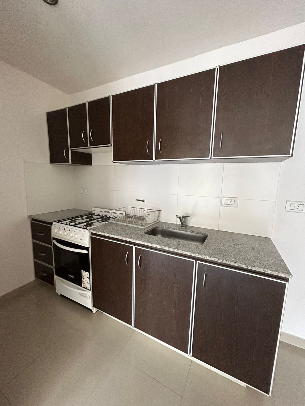 338 Corrientes, Bahia Blanca, Buenos Aires, 8000, 1 Bedroom Bedrooms, 0 ,1 BathroomBathrooms,Departamento,Alquiler,Corrientes,2,1949