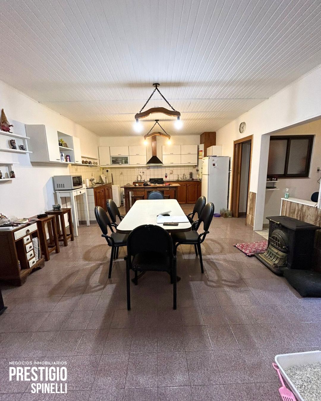 1940 Agustin Alvarez, Bahía Blanca, Buenos Aires, 8000, 3 Bedrooms Bedrooms, 0 ,2 BathroomsBathrooms,Casa,Venta,Agustin Alvarez ,0,1954