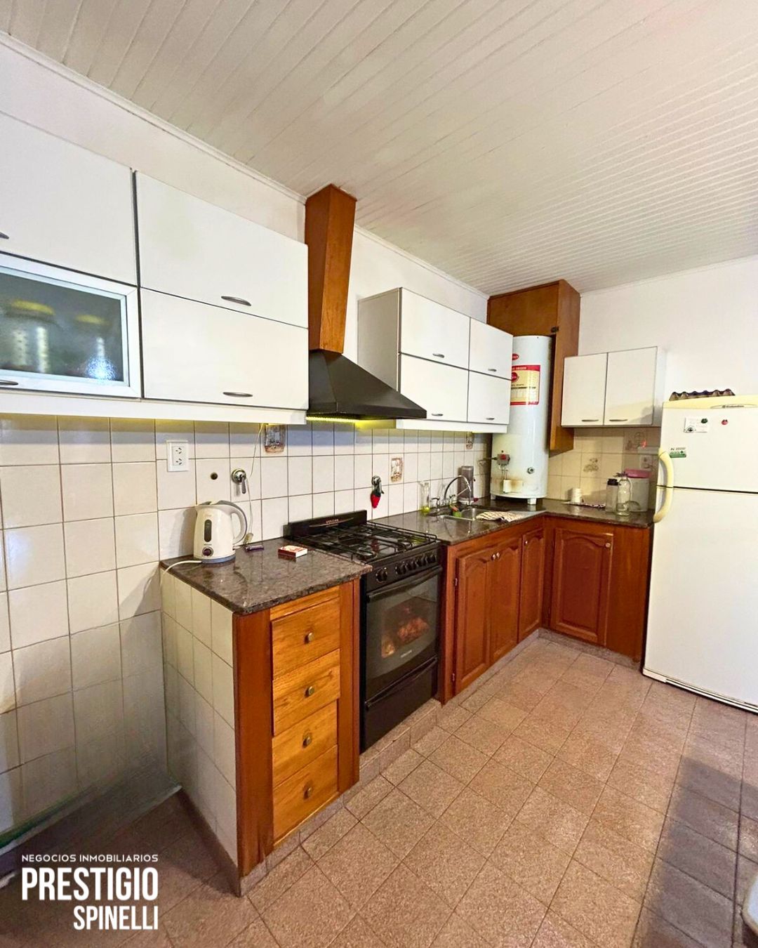 1940 Agustin Alvarez, Bahía Blanca, Buenos Aires, 8000, 3 Bedrooms Bedrooms, 0 ,2 BathroomsBathrooms,Casa,Venta,Agustin Alvarez ,0,1954