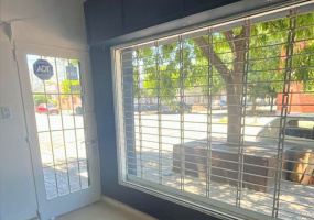 902 Viamonte, Bahía Blanca, Buenos Aires, 8000, 0 , 0 ,1 BathroomBathrooms,Local comercial,Alquiler,Viamonte ,0,1955