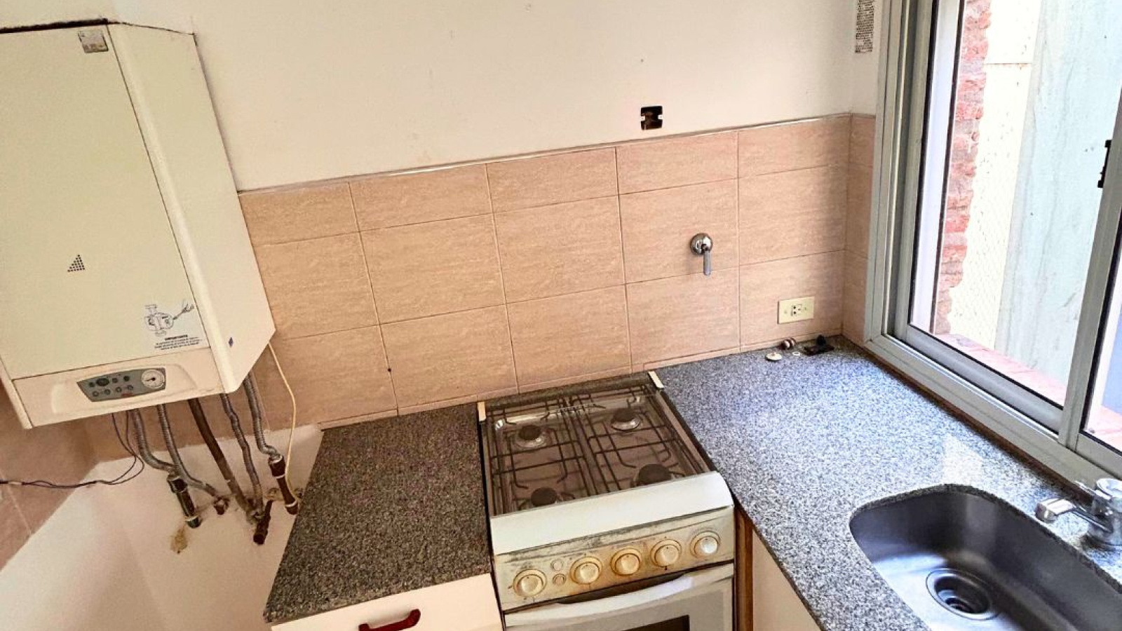 148 Saavedra, Bahia Blanca, Buenos Aires, 8000, 0 , 1 Room Rooms,1 BathroomBathrooms,Departamento,Alquiler,Saavedra,6,1960