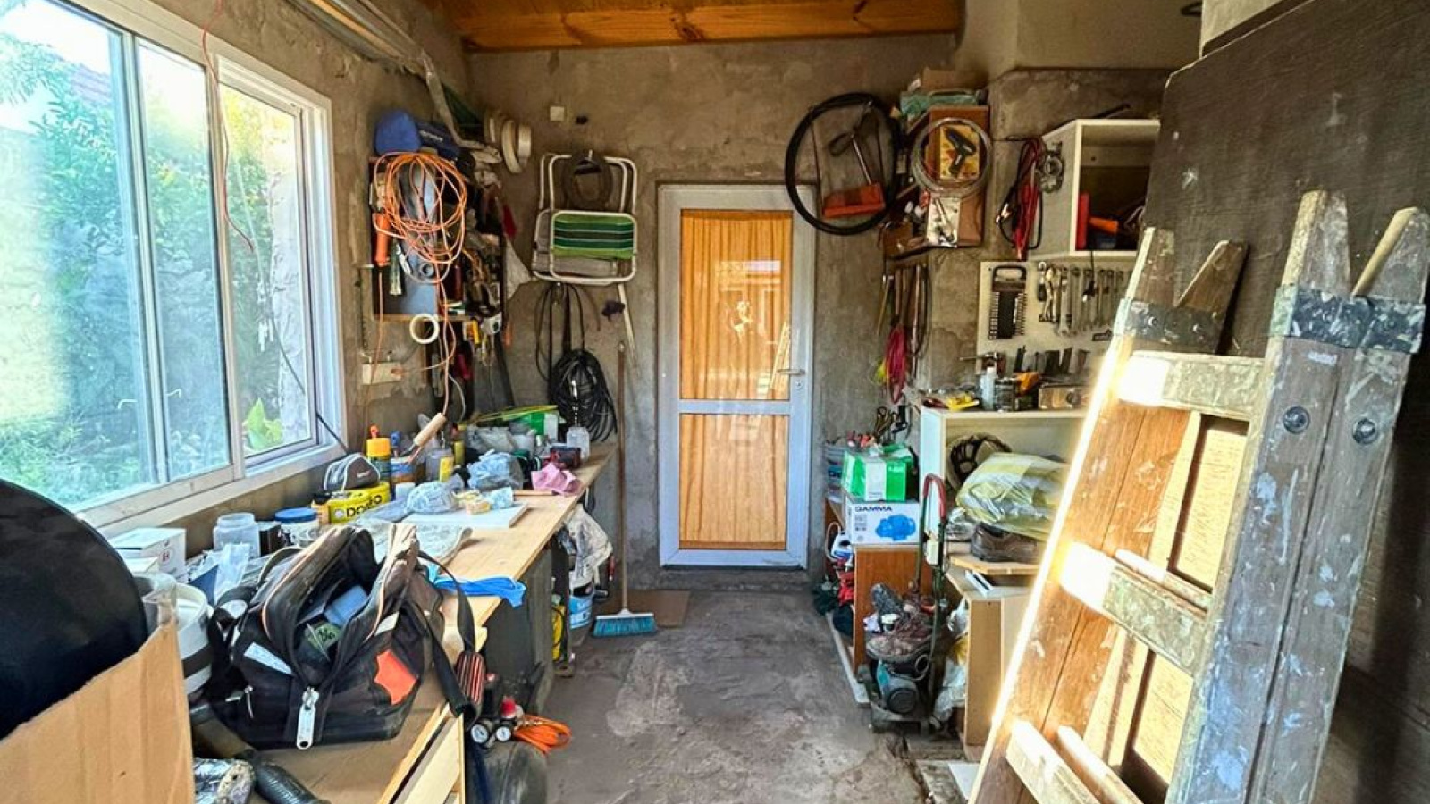 1940 Agustin Alvarez, Bahía Blanca, Buenos Aires, 8000, 3 Bedrooms Bedrooms, 0 ,2 BathroomsBathrooms,Casa,Venta,Agustin Alvarez ,0,1963