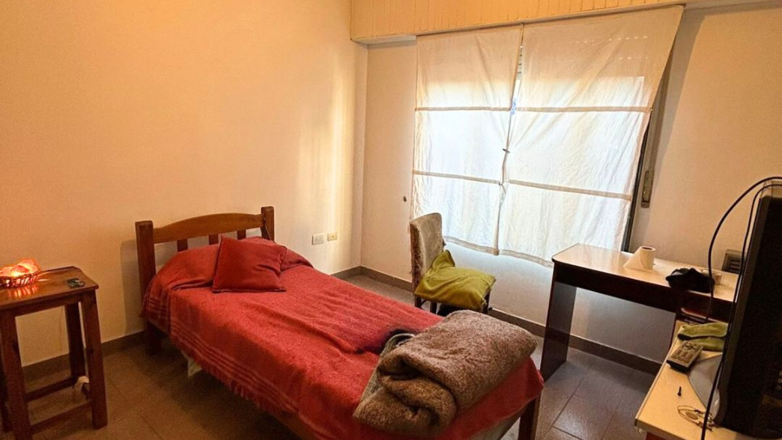 1940 Agustin Alvarez, Bahía Blanca, Buenos Aires, 8000, 3 Bedrooms Bedrooms, 0 ,2 BathroomsBathrooms,Casa,Venta,Agustin Alvarez ,0,1963