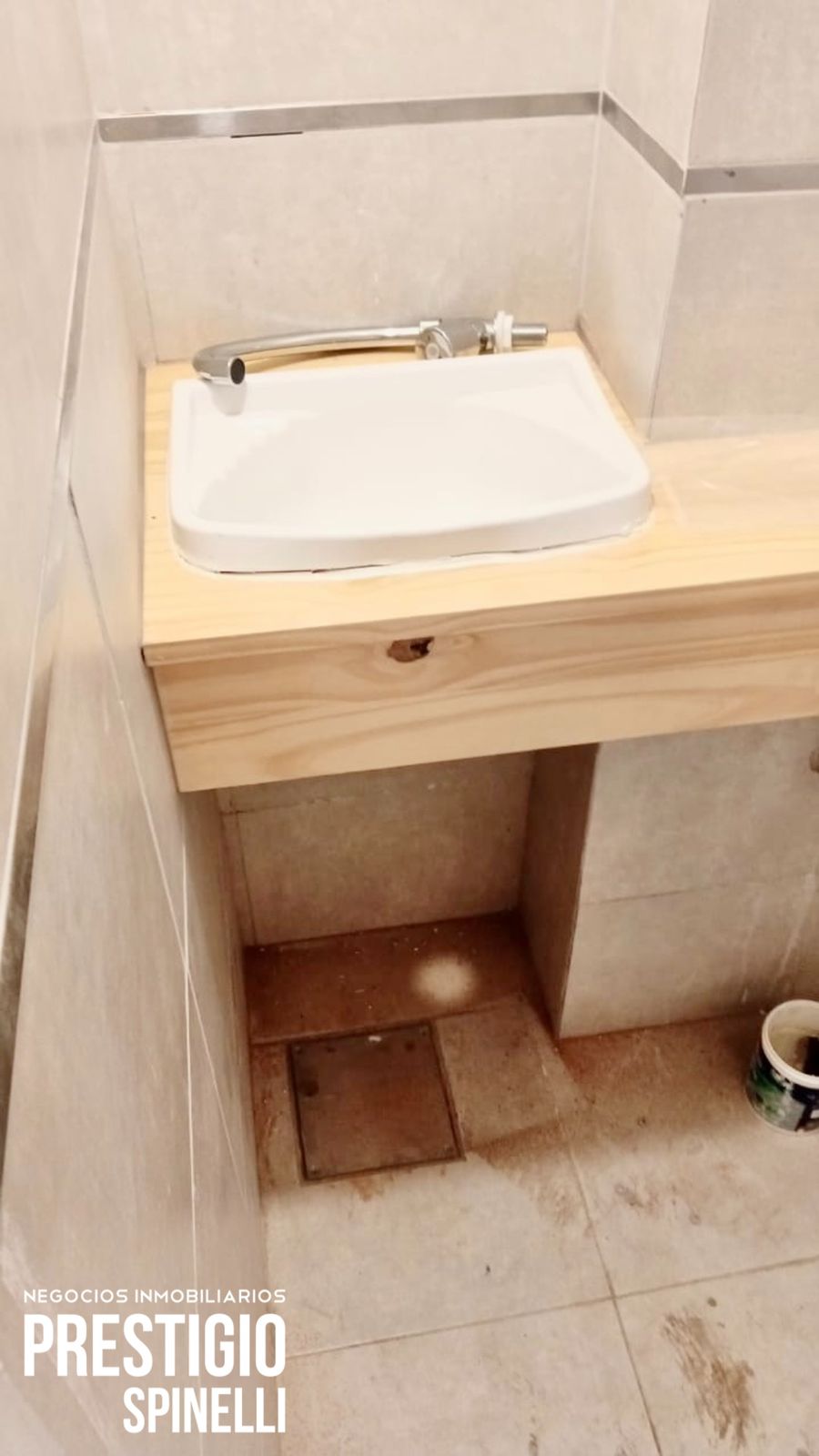 64 Rondeau, Bahia Blanca, Bahía Blanca, Buenos Aires, 8000, 0 , 0 ,1 BathroomBathrooms,Local comercial,Alquiler,Rondeau ,0,1964