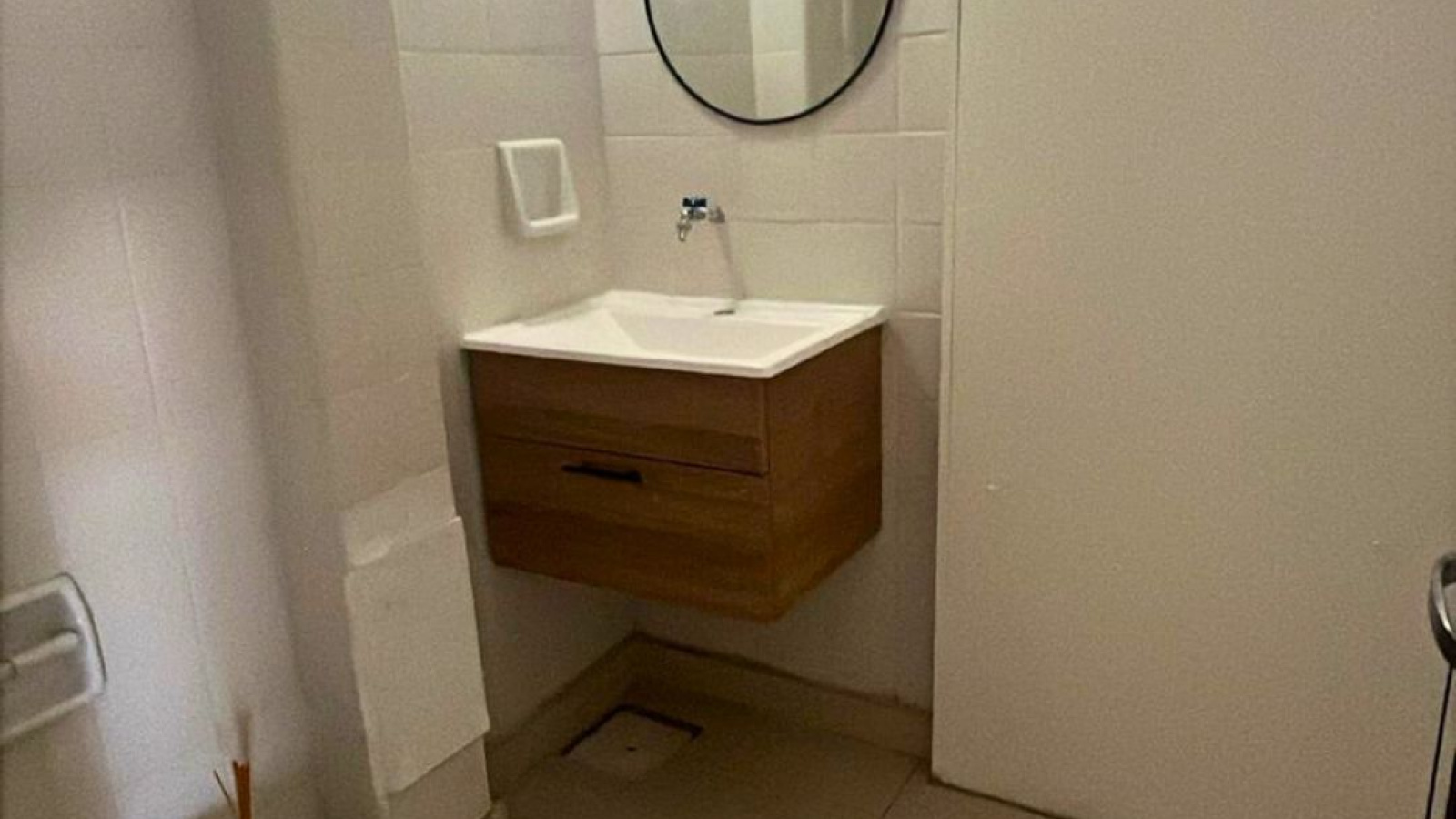 902 Viamonte, Bahía Blanca, Buenos Aires, 8000, 0 , 0 ,1 BathroomBathrooms,Local comercial,Alquiler,Viamonte ,0,1964