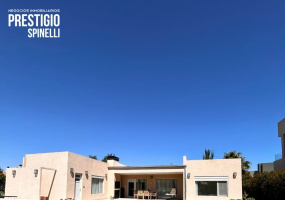 Bahía Blanca, Buenos Aires, 8000, 2 Bedrooms Bedrooms, 0 ,3 BathroomsBathrooms,Casa,Venta,0,1967