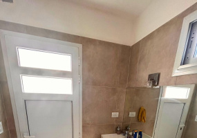 Bahía Blanca, Buenos Aires, 8000, 2 Bedrooms Bedrooms, 0 ,3 BathroomsBathrooms,Casa,Venta,0,1967