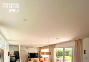 Bahía Blanca, Buenos Aires, 8000, 2 Bedrooms Bedrooms, 0 ,3 BathroomsBathrooms,Casa,Venta,0,1967