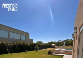 Bahía Blanca, Buenos Aires, 8000, 2 Bedrooms Bedrooms, 0 ,3 BathroomsBathrooms,Casa,Venta,0,1967