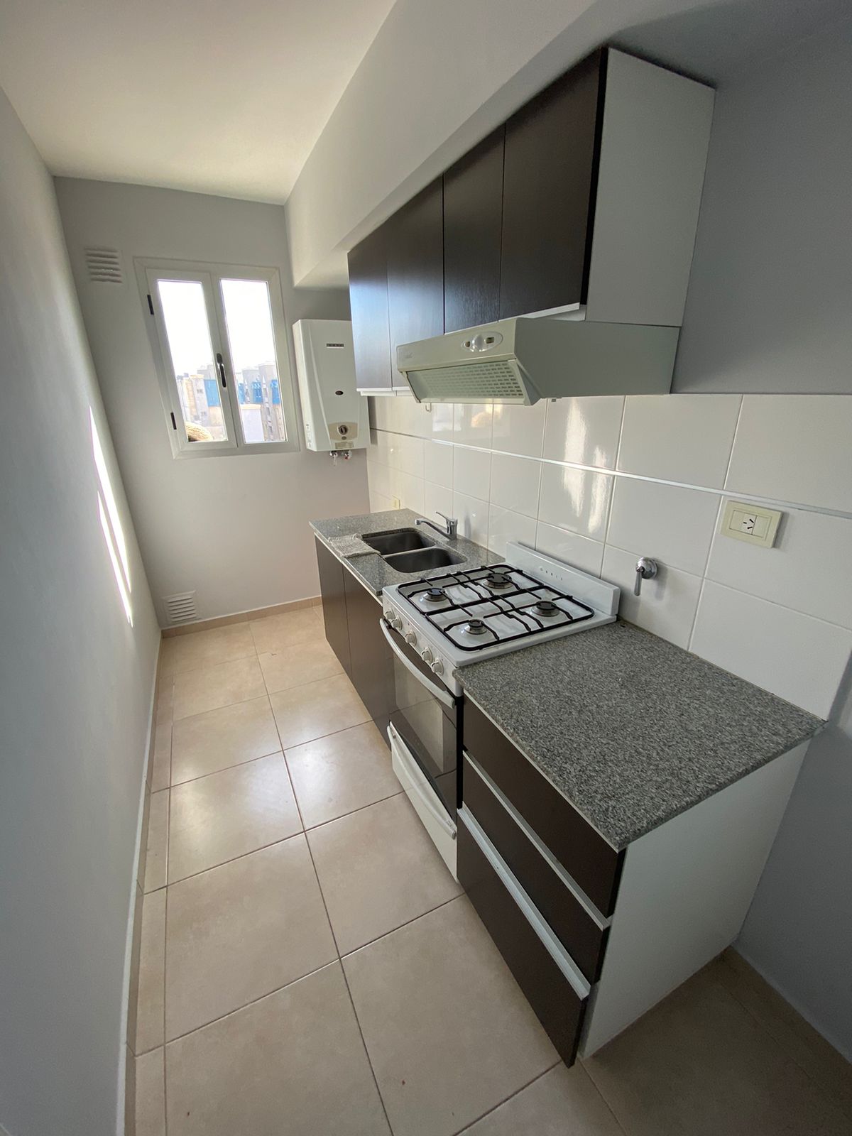 234 Paraguay, Bahía Blanca, Buenos Aires, 8000, 1 Bedroom Bedrooms, 2 Rooms Rooms,1 BathroomBathrooms,Departamento,Alquiler,Paraguay,1,1968