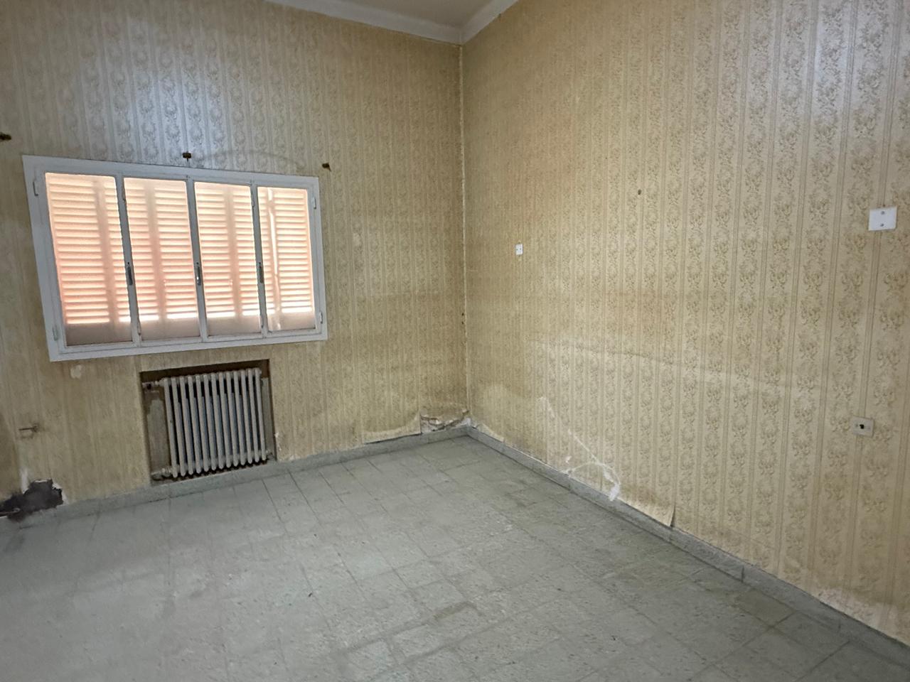 64 Fitz Roy, 8000, Bahia Blanca, Buenos Aires, 8000, 4 Bedrooms Bedrooms, 5 Rooms Rooms,2 BathroomsBathrooms,Casa,Venta,Fitz Roy,0,1970